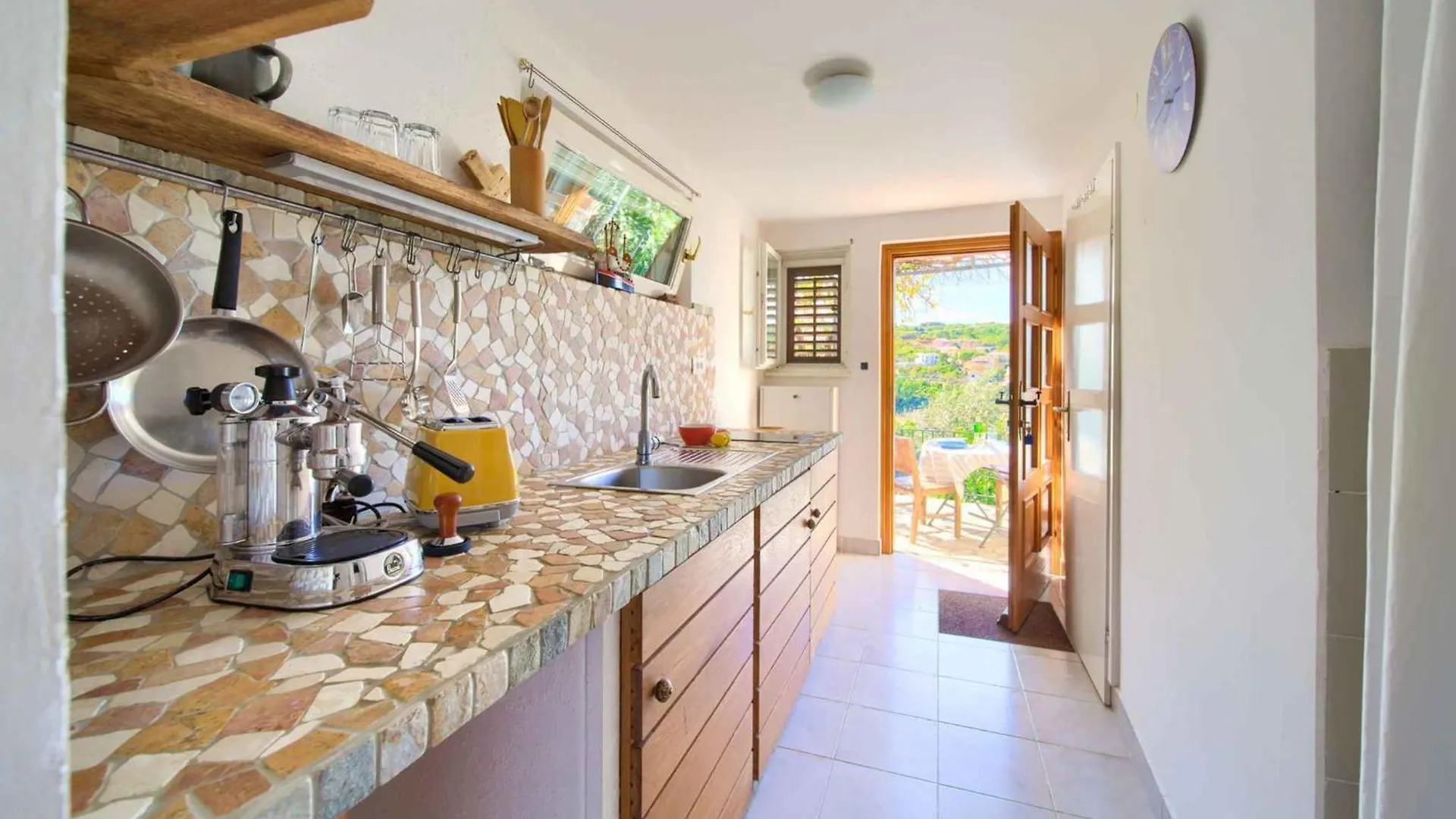 Apartment In Vrbnik - Insel Krk 45800 Croatia