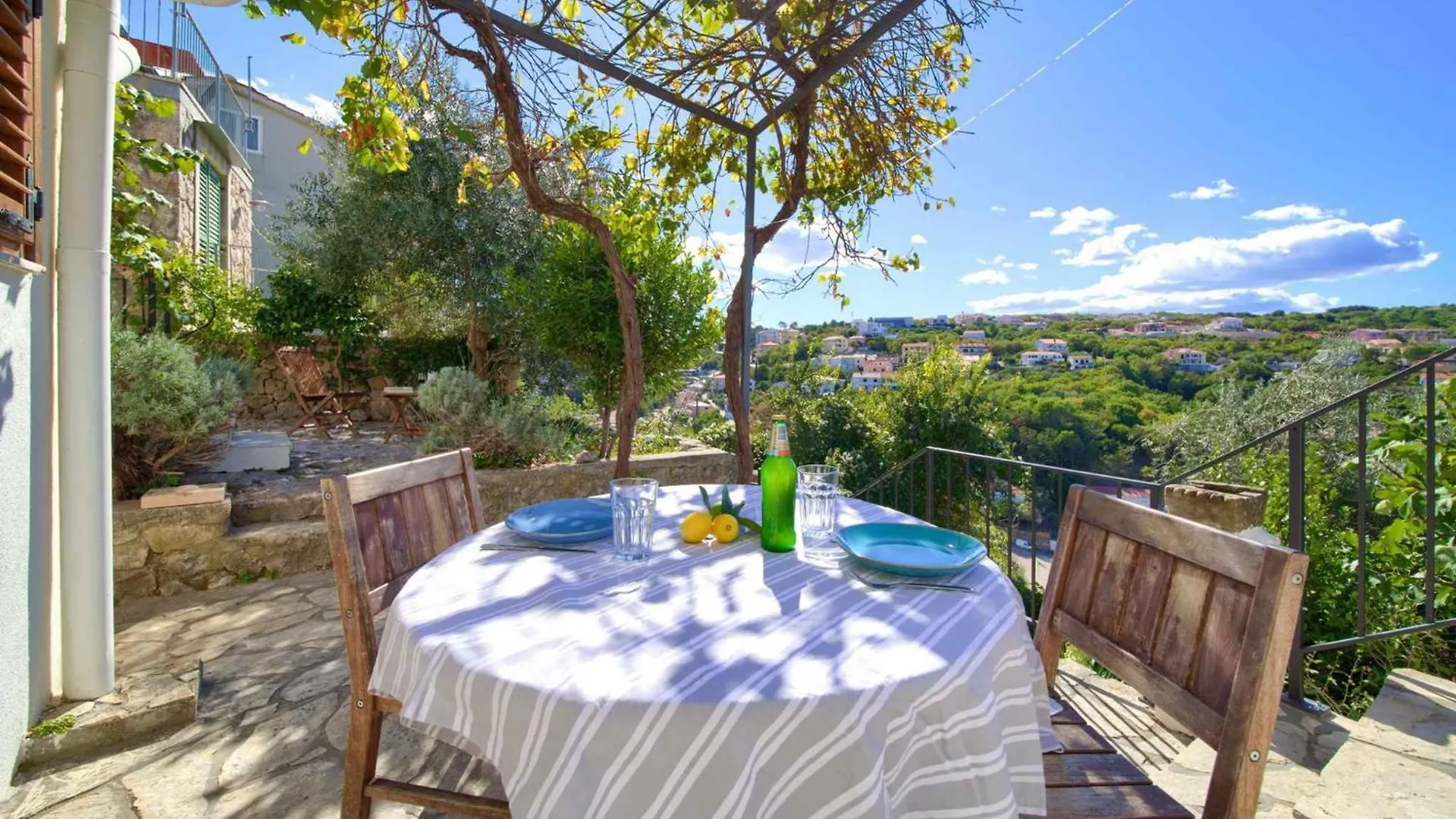 Apartment In Vrbnik - Insel Krk 45800 0*, Vrbnik (Primorje-Gorski Kotar)